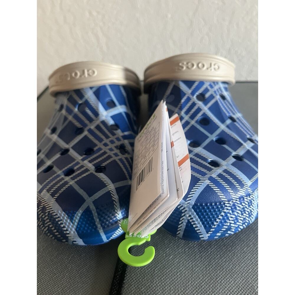 Crocs Baya Holiday Plaid Clogs Christmas Blue Jean Comfort Sandals Mens Size 12 - Picture 2 of 5